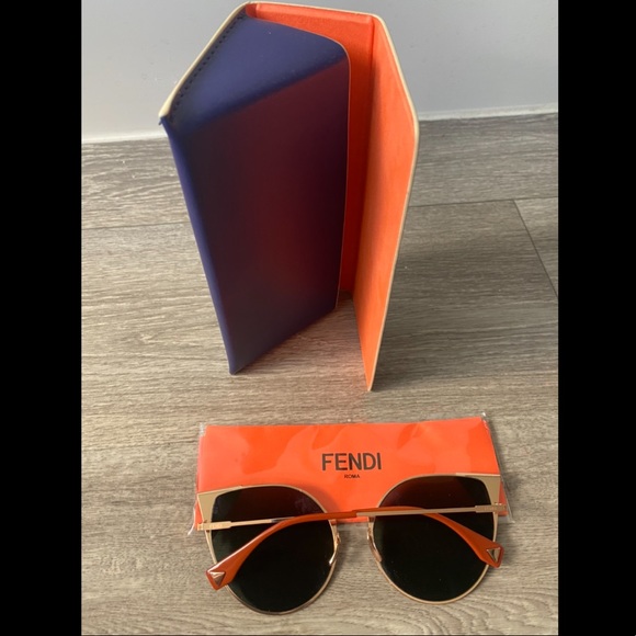 FENDI Cateye(LEI SQUARE SUNGLASSES) FF0191S000A955 - Picture 10 of 15